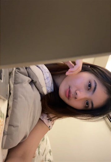 Relaxing Nighttime Bedroom Scene Capture