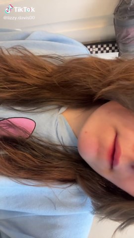 Lizzy.davis0 (@lizzy.davis00)’s videos with orijinal ses - lyrics _music