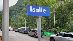 Rekordwartezeiten am Autoverlad Simplon: Die BLS kommt am Wochenende an ihre Grenzen. #kanal9 #BLS #unwetter #autoverladsimplon | Kanal9