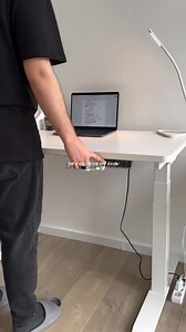 🎯 Program once, adjust forever — four memory presets for instant, no‑fuss switching. ✅ Dual-motor lift system ✅ Height range: 22.8″–48.4″ (58–123 cm) ✅ Built-in LED touch control pane Shop Now: https://diversity.pk/collections/standing-desks #FlexiSpotE7 #StandingDeskPK #ErgonomicWorkspace #SitStandDesk #DualMotorDesk #CableFreeDesk #DiversityTech | Diversity.pk