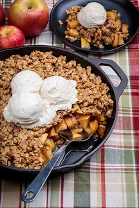 Easy Skillet Apple Crisp (Vegan   Gluten Free!)