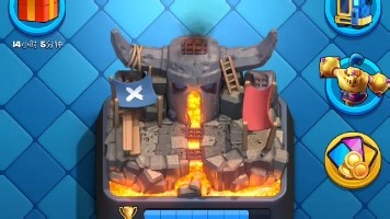 大号心心念念的精英骑士被小号开出来了，该开心还是难过