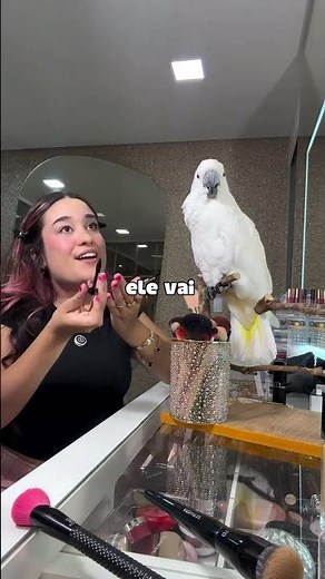 Does Emilly Vick hate her cockatoo? #shorts #emillyvickof