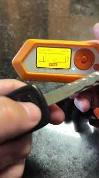Short simple how to copy a Honda Civic Car Key tutorial. #Shorts #slicerdroid