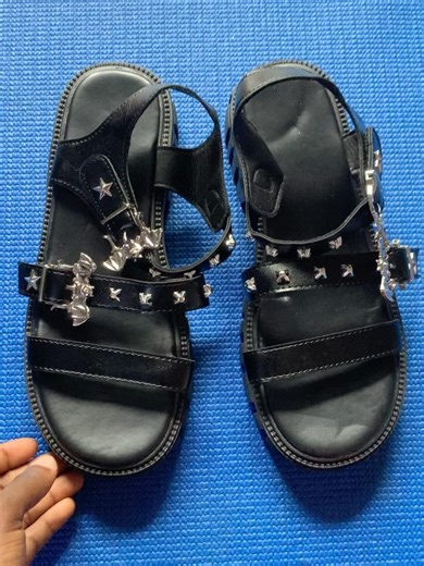 MOST AFFORDABLE PRELOVE IN NIGERIA on Instagram: "Black Leather Sandal with Silver Details UK 9/EUR 42 ❌❌❌❌❌ NGN 25k Please note wholesale price you have to buy up to 6 items To place an order: Kindly send a dm. +234 913 208 8474 or +234 902 222 7261 NOTE: ITEMS ARE PRELOADED FROM USA AND USA SOLD AS SEEN ✅ (STRICTLY NO RETURNS NO REFUND OR EXCHANGE AFTER PAYMENT KINDLY GO THROUGH THE PICTURES POSTED SOLD AS SEEN ) No refunds unless sold out. Thank you for your Patronage."