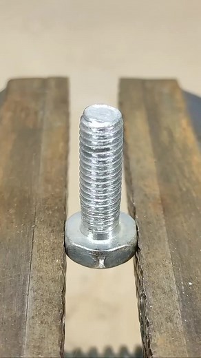 221K views · 1.7K reactions | Sliding shelf! #shelf #lifehacks #toolbox #handtools #sliding #trick #carpenter #tool #tip #tools #plumbe #plumbing | Michael Alston | Facebook