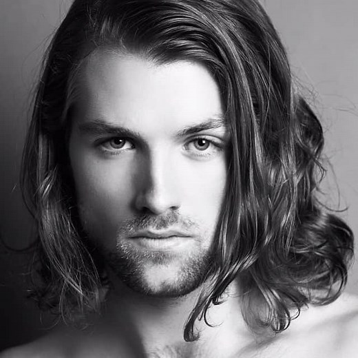 75 Charming Shoulder Length Hairstyles for Men in 2026