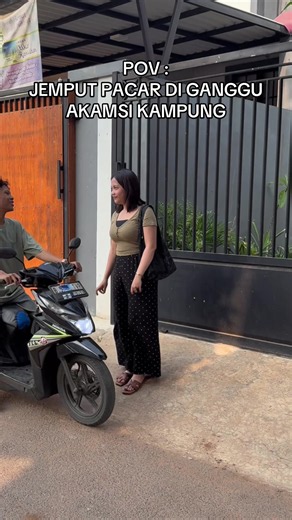 POV: Jemput Pacar di Ganggu Akamksi Kampung, Capek Berdebat!