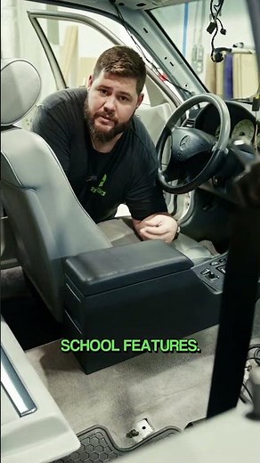 Custom Gauge Pod in 2000 Mercedes C230 Kompressor for Drifting!