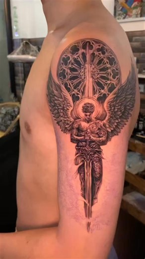 1.7K views · 16 reactions | สักปลอกแขนท่อนบนรอบที่ 1  >> เจอกันรอบหน้าครับ #รับสักลายทุกแบบทุกแนวราคาคนไทย ✅️ ทักแชทมาในเพจเพื่อสอบถามข้อมูลเพิ่มเติมหรือจองคิว | ร้านสักพัทยา Perfect ink studio Tattoo Pattaya | Facebook