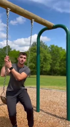 HOW TO: Safely sit on a swing Master balance with ease #swingtips #safetyfirst #playgroundfun