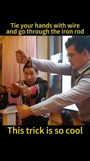 This move is so slick! #magic #magicteaching #magictutorial