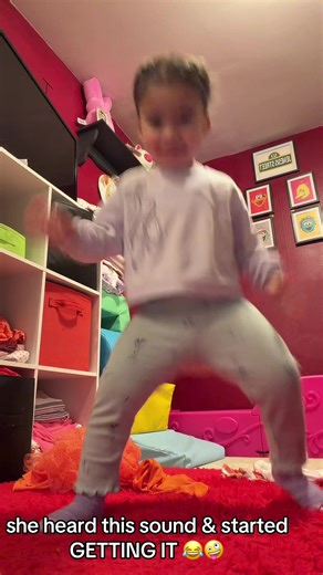 i know her diaper is soggy 😂 her jammies are literally on the floor behind her 😂 #fypシ゚viral #dance #baby #getitgirl #toddlers