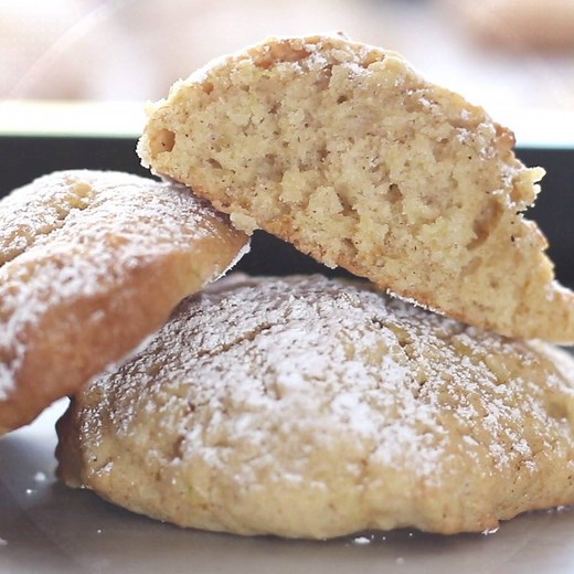 The perfect Fall Cookies, Apple and Cinnamon, fast, easy and so good. Get the Recipe - https://anitalianinmykitchen.com/cinnamon-applesauce-cookies/ | An Italian in my kitchen