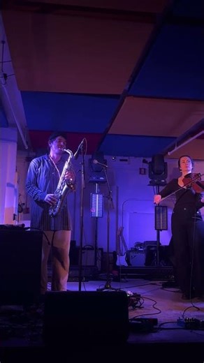 C-melody Saxophone solo live at nightclub101