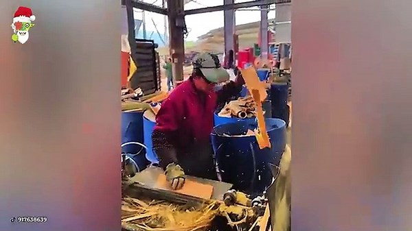Most Satisfying Videos Of Workers Doing Their Job Perfectly