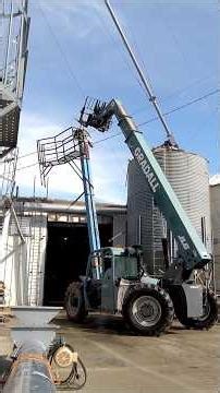 Gradall Telehandler Crane Mode: Heavy Lifting Made Easy