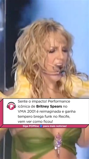 127K views · 1.8K reactions | E se a píton amarela do VMA de 2001 viesse dançar no Recife ao som de brega funk? Uma companhia de dança levou os hits clássicos de Britney Spears pro passinho e recriou um dos momentos mais lendários do pop com direito a muita energia e uma cobra cenográfica no palco! Tudo, né? Imagens: Reprodução MTV / cia.085 (TkTk) | POPline | Facebook