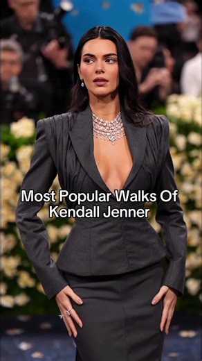 Most Popular Walks Of Kendall Jenner #kendalljenner #runway #shortvideo #supermodel #model