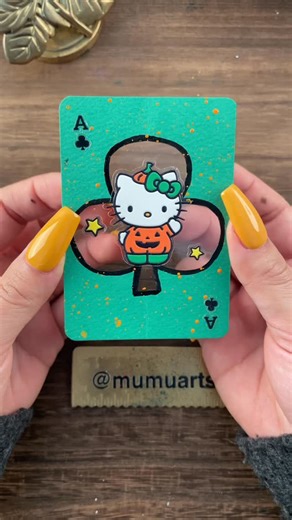 mumuarts on Instagram: "Kitty ♣️ All supplies are from my bio linked store #playingcards #asmr #atccards #hellokitty #diy"