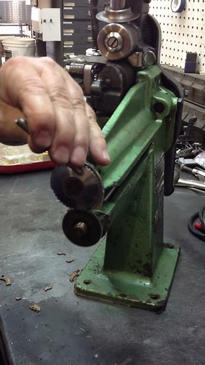 Replacing a cutting wheel on a Landis 5 in 1