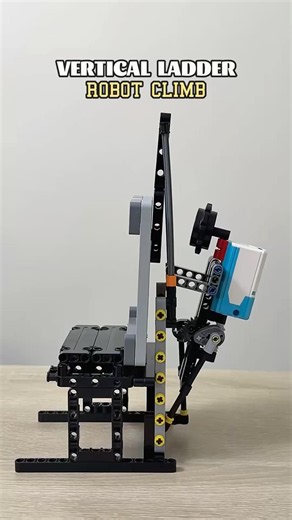 Vertical Ladder Robot Climb #lego #robotics #shorts
