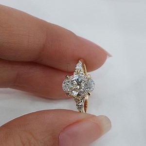 D VVS2 Oval Diamond Engagement Ring Unique Cluster Yellow Gold Engagement Ring Women Round Diamond Wedding Bridal Art Deco Anniversary Ring. - Etsy