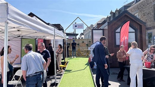 A Ernée, France Rénov’ a fait étape pour sensibiliser à la rénovation de l’habitat