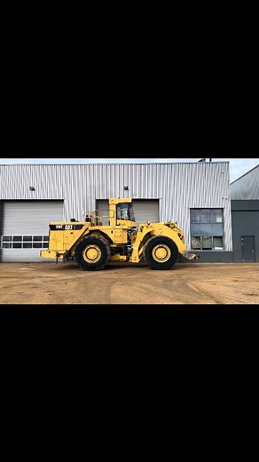 Demo video of the Caterpillar 990 Wheel loader | FarmPro Wholesale Supplies | Facebook
