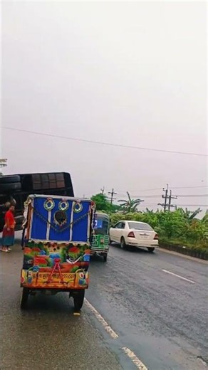 হায় আল্লাহ গা‌ড়ি এক‌সি‌ডেন্ট । সবার ঈদ যাত্রা শুভ হউক ।