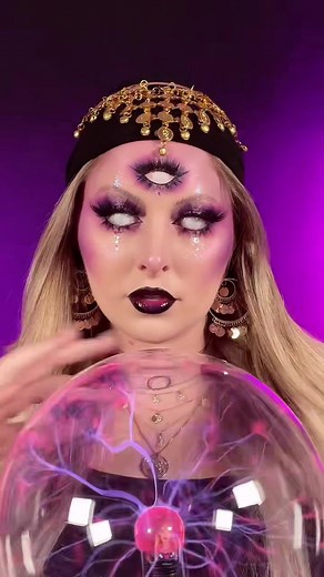 Bewertet den Look von 1-10 😍🔮💜 anzeige