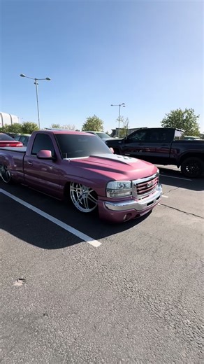 GMC Sierra with Quadrasteer Bed Showcase