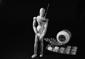 Guide to Drug Addiction: Symptoms, Signs, and Treatment | Delphi Health