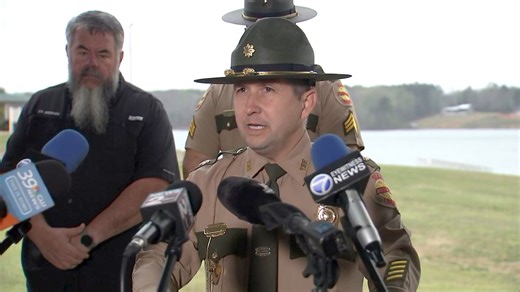 2 students on school bus killed in crash during field trip in Tennessee: Authorities