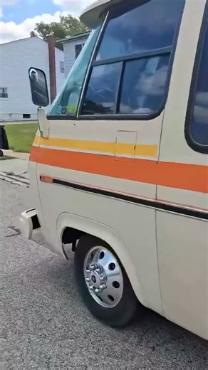 1977 GMC Kingsley 26FT Motorhome For Sale in Wantagh, NY #gmcmotorhome #gmcrv #gmcrvforsale