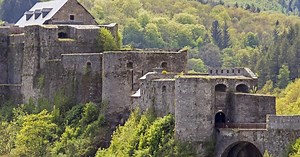 A pied, autour du Château de Bouillon | Balade en province de Luxembourg