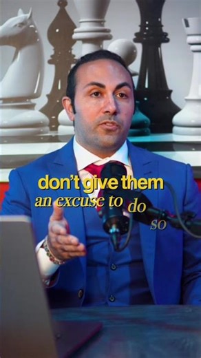 Eating While Driving? Here’s Why It Can Cost You BIG