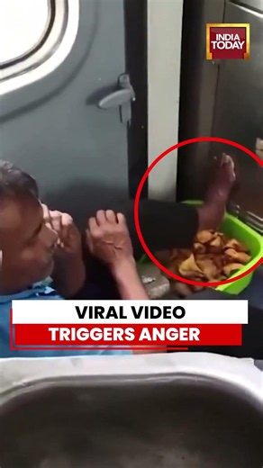 VIRAL VIDEO | Viral Train Vendor Video Triggers Massive Anger Online #viralvideo