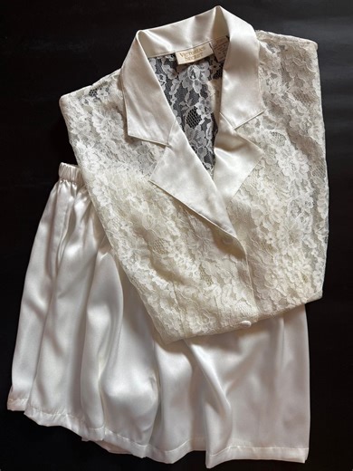 Vintage Victorias Secret Bridal Set, Victorias Secret Lacy Top Satin Bottoms, Vintage Nightie, Victorias Secret White Lace Top Bottom - Etsy