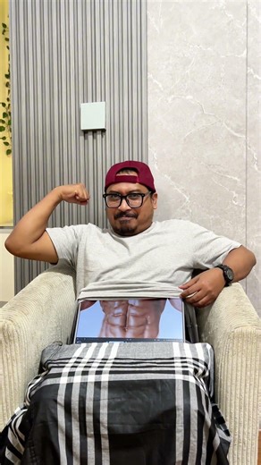 Wow, he has a six pack stomach #funny #hilarious #laughing