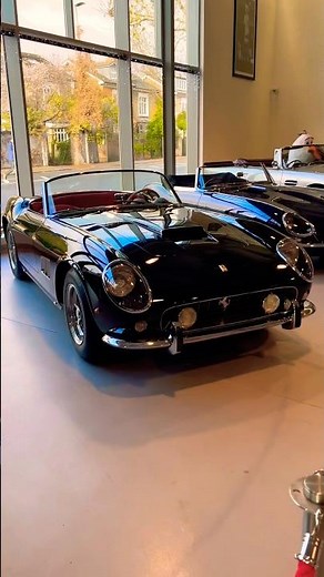 CLASSIC 1961 FERRARI 250 GT SWB CALIFORNIA SPYDER EX CHRIS EVANS AT JOE MACARI! #shorts #viral #cars