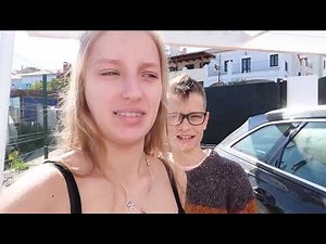 SIS vs BRO! We lost our cats during moving to a new house