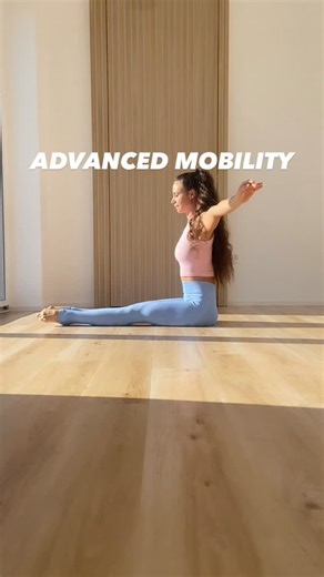 Nina Strojnik | ADVANCED MOBILITY ❤️ The split over is a beautiful combination of strength and flexibility—but getting there takes more than just being... | Instagram