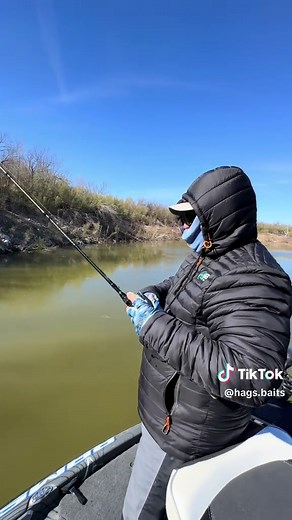 Punching Ice in Texas 😂 the NEW NEW method for trophy bass fishing :) #bassfishing #texaslakes #hagsbaits #bassbaits #jigfishing #ohivie #largemouthbass @Elm Creek Rv& Campground