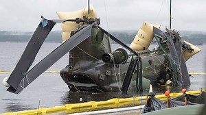 2 RCAF members missing after military helicopter crash