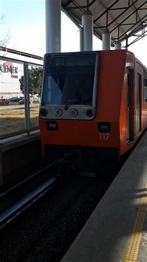 Metro CDMX - Tren ALSTOM MP-68 M.0117 llegando a la estación Olímpica de la Línea B
