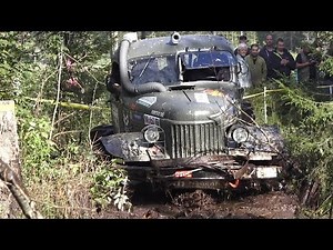 4x4 Off-Road Trucks in mud Forest | Antsumae 2016