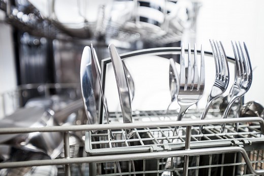 Utensils in the Dishwasher: Should They Actually Go Up or Down?