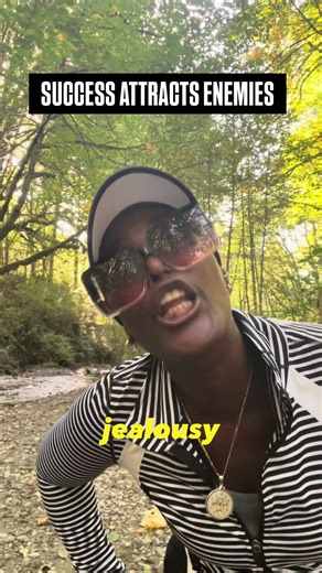 When you move forward, envy follows, making haters a sign of success. @mecasamenavia #success