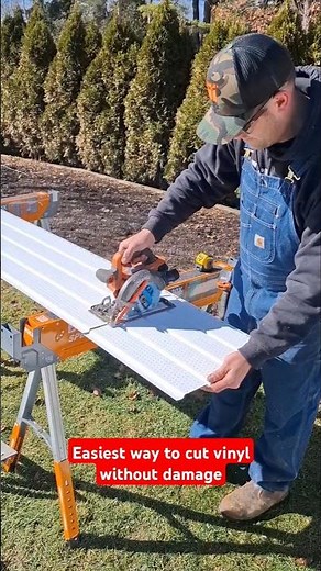Easiest way to cut vinyl siding or soffit #carpentry #sidinginstallation #hometips #reno #tools #diy